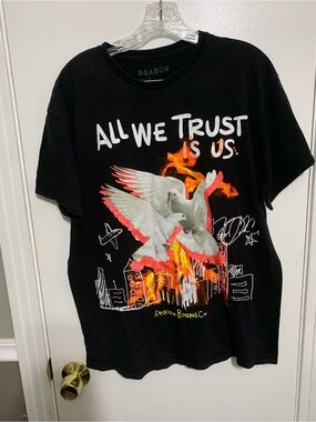 REASON All We Trust Is Us Dove Fire Graphic Streetwear Tee Size L